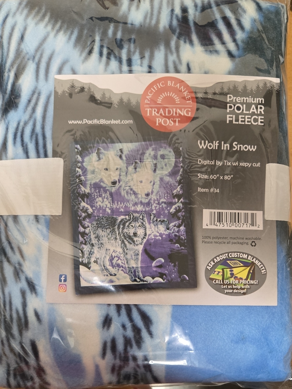 Blue Wolf In Snow Polar Fleece 60x80 Inch Blanket